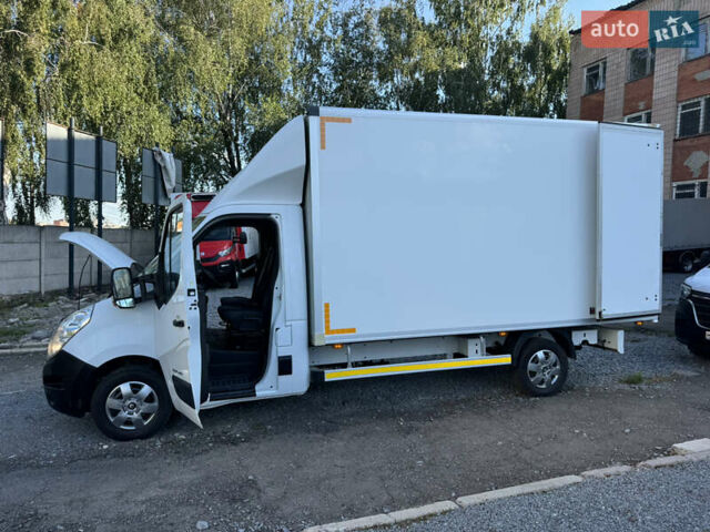 Рено Мастер 2018 в Ровно на Automoto.ua Белый Рено Мастер, объемом двигателя 2.3 л и пробегом 215 тыс. км за 17950 $, фото 23 на Automoto.ua