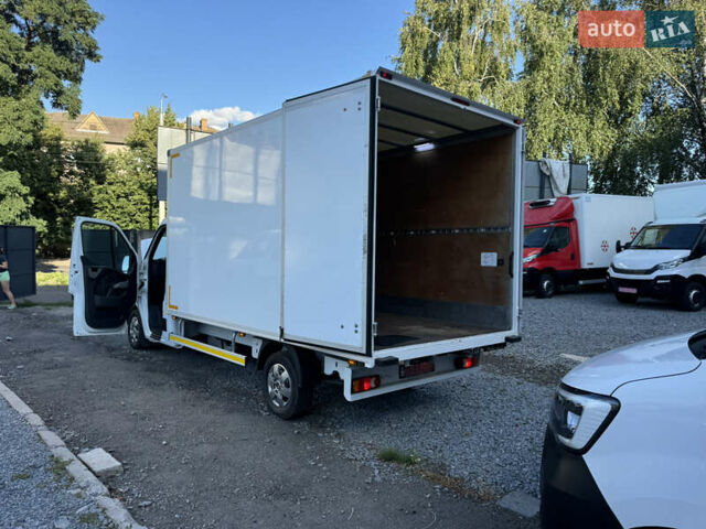 Білий Рено Мастєр, об'ємом двигуна 2.3 л та пробігом 215 тис. км за 17950 $, фото 26 на Automoto.ua