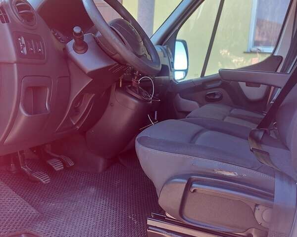 Білий Рено Мастєр, об'ємом двигуна 2.3 л та пробігом 294 тис. км за 17300 $, фото 9 на Automoto.ua