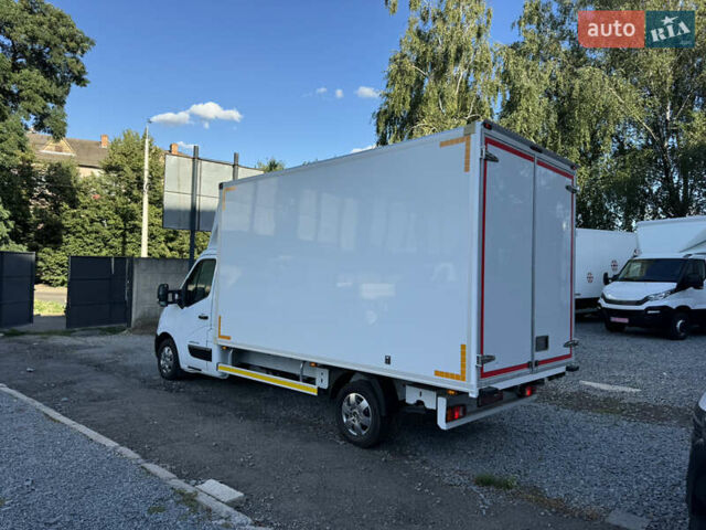 Рено Мастер 2018 в Ровно на Automoto.ua Белый Рено Мастер, объемом двигателя 2.3 л и пробегом 215 тыс. км за 17950 $, фото 10 на Automoto.ua