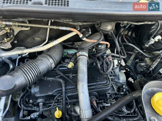 Рено Мастер 2018 в Ровно на Automoto.ua Белый Рено Мастер, объемом двигателя 2.3 л и пробегом 215 тыс. км за 17950 $, фото 35 на Automoto.ua