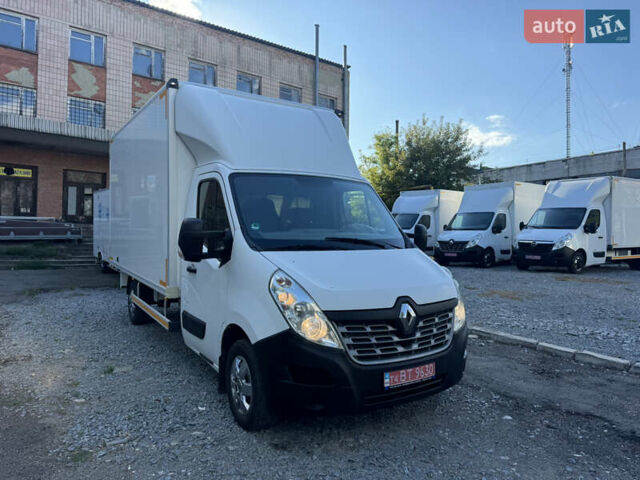 Рено Мастер 2018 в Ровно на Automoto.ua Белый Рено Мастер, объемом двигателя 2.3 л и пробегом 215 тыс. км за 17950 $, фото 2 на Automoto.ua