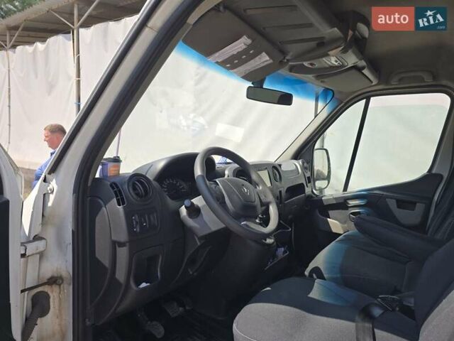 Білий Рено Мастєр, об'ємом двигуна 2.3 л та пробігом 577 тис. км за 13200 $, фото 3 на Automoto.ua