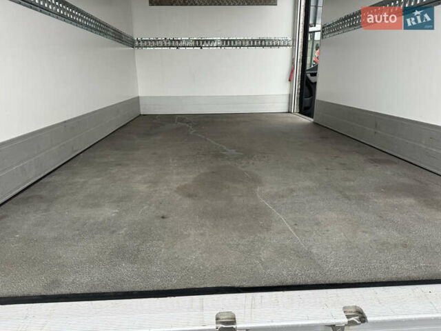 Белый Рено Мастер, объемом двигателя 2.3 л и пробегом 163 тыс. км за 21900 $, фото 27 на Automoto.ua