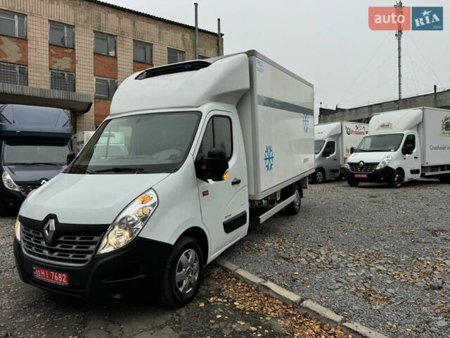 Белый Рено Мастер, объемом двигателя 2.3 л и пробегом 163 тыс. км за 21900 $, фото 4 на Automoto.ua