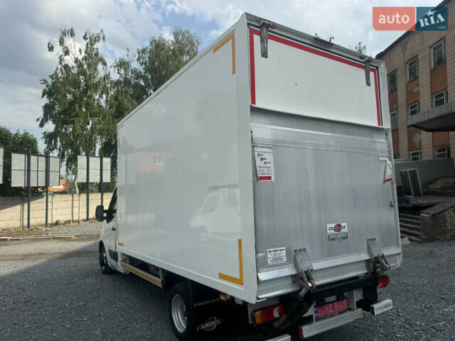 Белый Рено Мастер, объемом двигателя 2.3 л и пробегом 245 тыс. км за 22900 $, фото 6 на Automoto.ua