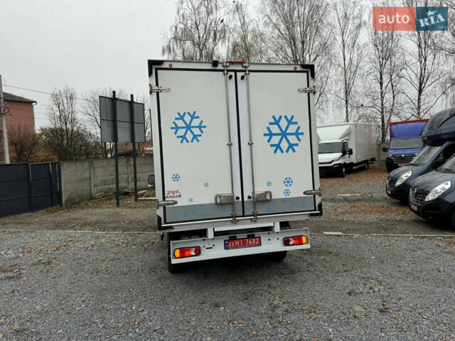 Белый Рено Мастер, объемом двигателя 2.3 л и пробегом 163 тыс. км за 21900 $, фото 11 на Automoto.ua