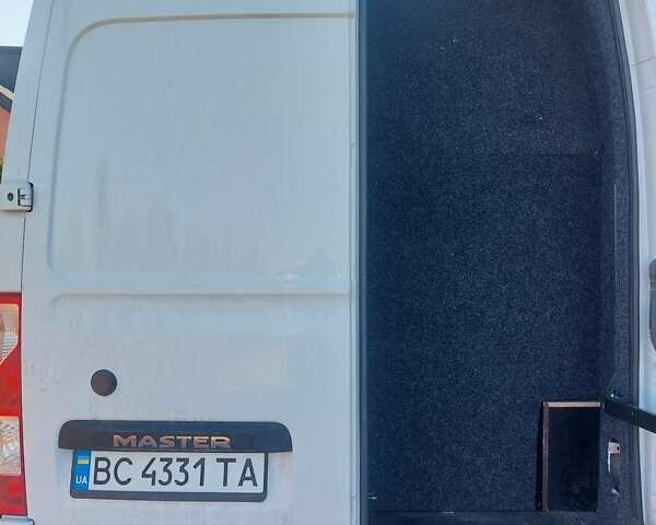 Білий Рено Мастєр, об'ємом двигуна 2.3 л та пробігом 294 тис. км за 17300 $, фото 2 на Automoto.ua