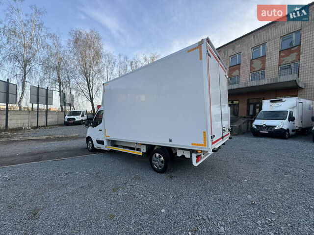 Белый Рено Мастер, объемом двигателя 2.3 л и пробегом 215 тыс. км за 18300 $, фото 12 на Automoto.ua