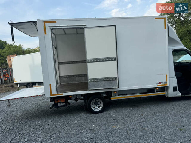Белый Рено Мастер, объемом двигателя 2.3 л и пробегом 245 тыс. км за 22900 $, фото 23 на Automoto.ua