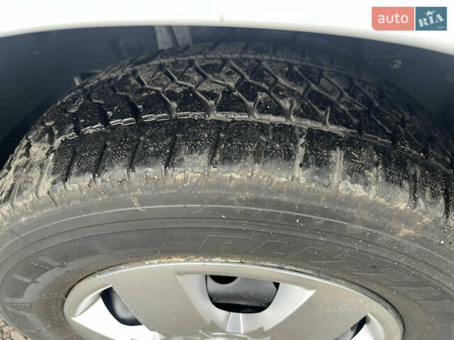 Білий Рено Мастєр, об'ємом двигуна 2.3 л та пробігом 296 тис. км за 14600 $, фото 29 на Automoto.ua