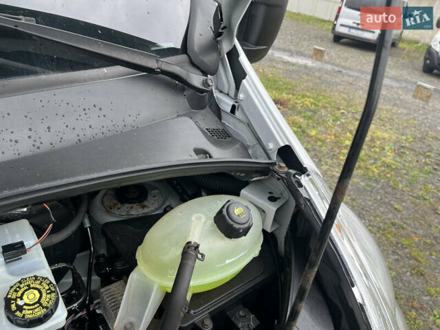 Білий Рено Мастєр, об'ємом двигуна 2.3 л та пробігом 296 тис. км за 14600 $, фото 8 на Automoto.ua