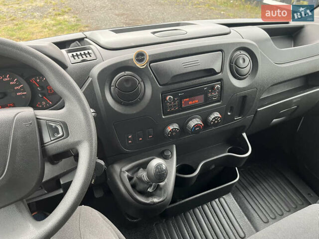 Білий Рено Мастєр, об'ємом двигуна 2.3 л та пробігом 296 тис. км за 14600 $, фото 44 на Automoto.ua