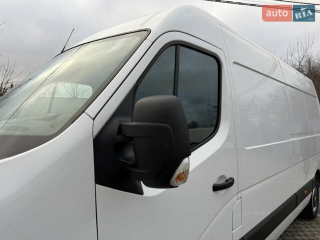Белый Рено Мастер, объемом двигателя 2.3 л и пробегом 208 тыс. км за 20949 $, фото 12 на Automoto.ua