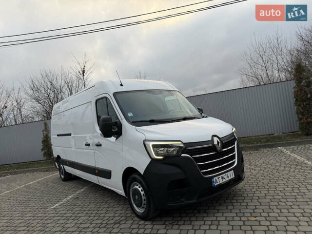 Белый Рено Мастер, объемом двигателя 2.3 л и пробегом 208 тыс. км за 20949 $, фото 1 на Automoto.ua