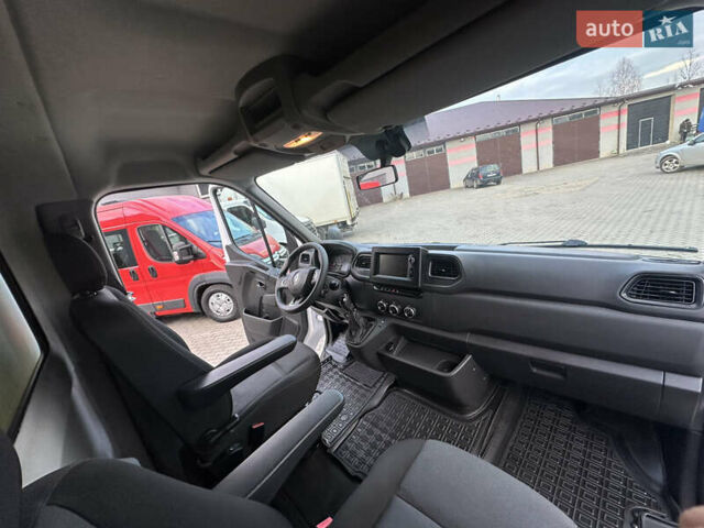 Білий Рено Мастєр, об'ємом двигуна 2.3 л та пробігом 334 тис. км за 22500 $, фото 61 на Automoto.ua