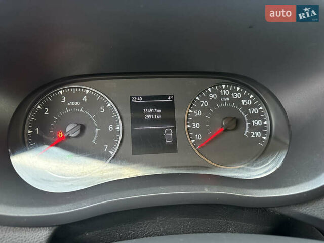 Білий Рено Мастєр, об'ємом двигуна 2.3 л та пробігом 334 тис. км за 22500 $, фото 44 на Automoto.ua