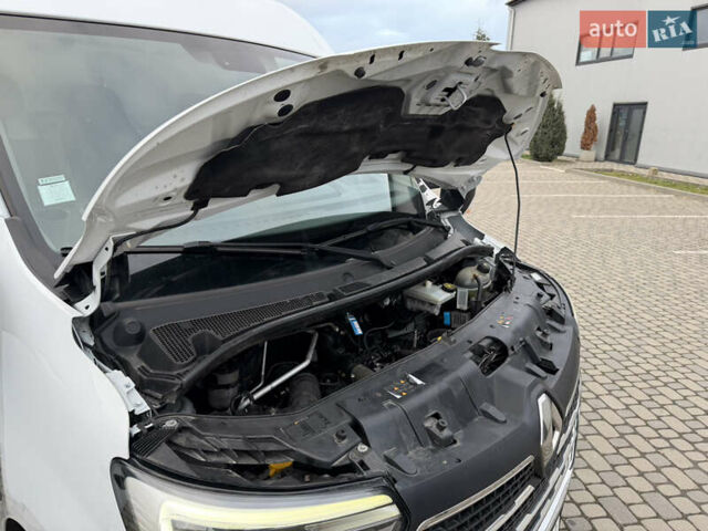 Белый Рено Мастер, объемом двигателя 2.3 л и пробегом 208 тыс. км за 20949 $, фото 18 на Automoto.ua