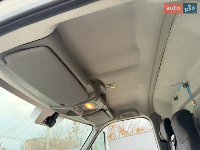 Белый Рено Мастер, объемом двигателя 2.3 л и пробегом 208 тыс. км за 20949 $, фото 23 на Automoto.ua