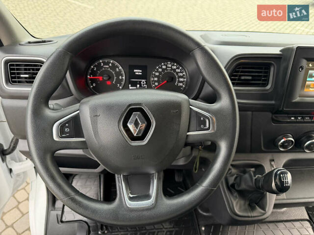 Белый Рено Мастер, объемом двигателя 2.3 л и пробегом 208 тыс. км за 20949 $, фото 36 на Automoto.ua