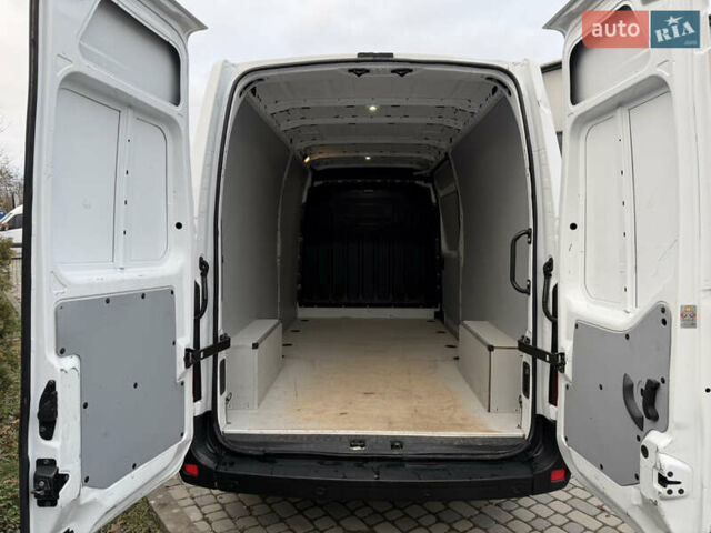 Белый Рено Мастер, объемом двигателя 2.3 л и пробегом 208 тыс. км за 20949 $, фото 30 на Automoto.ua
