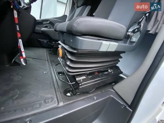 Белый Рено Мастер, объемом двигателя 2.3 л и пробегом 327 тыс. км за 22899 $, фото 20 на Automoto.ua