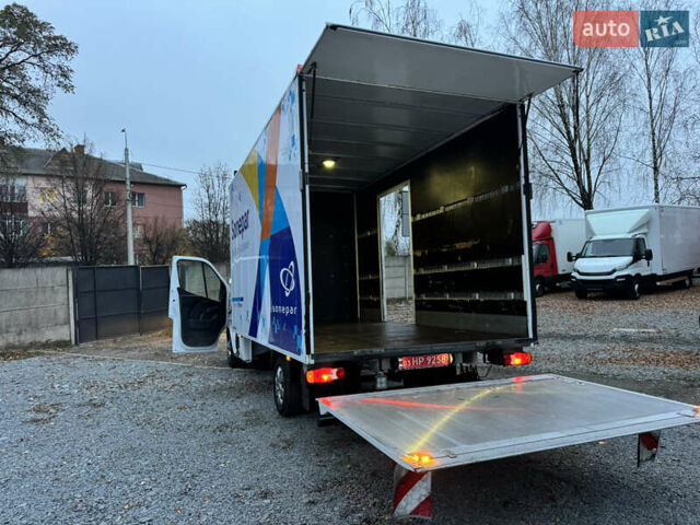 Белый Рено Мастер, объемом двигателя 2.3 л и пробегом 165 тыс. км за 26900 $, фото 33 на Automoto.ua