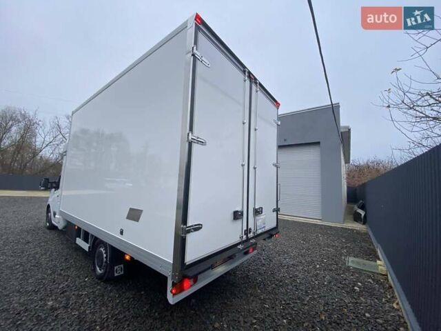 Белый Рено Мастер, объемом двигателя 2.3 л и пробегом 327 тыс. км за 22899 $, фото 9 на Automoto.ua