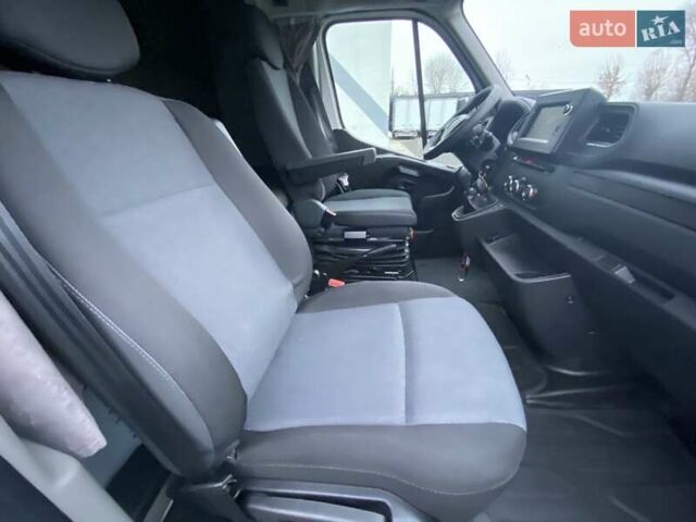 Белый Рено Мастер, объемом двигателя 2.3 л и пробегом 327 тыс. км за 22899 $, фото 40 на Automoto.ua