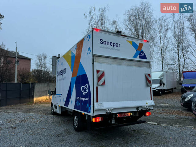 Белый Рено Мастер, объемом двигателя 2.3 л и пробегом 165 тыс. км за 26900 $, фото 14 на Automoto.ua