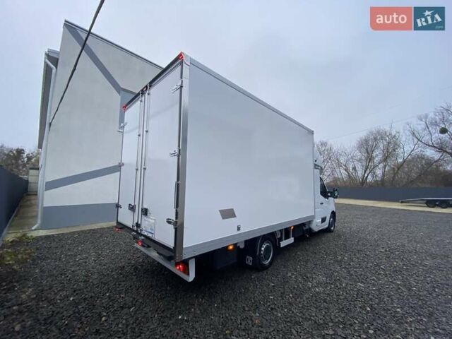 Белый Рено Мастер, объемом двигателя 2.3 л и пробегом 327 тыс. км за 22899 $, фото 10 на Automoto.ua