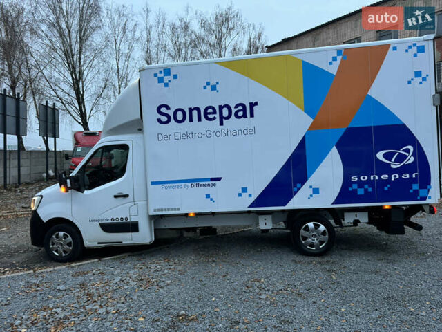 Белый Рено Мастер, объемом двигателя 2.3 л и пробегом 165 тыс. км за 26900 $, фото 10 на Automoto.ua