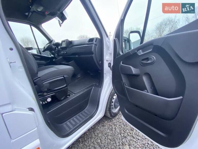 Белый Рено Мастер, объемом двигателя 2.3 л и пробегом 327 тыс. км за 22899 $, фото 42 на Automoto.ua
