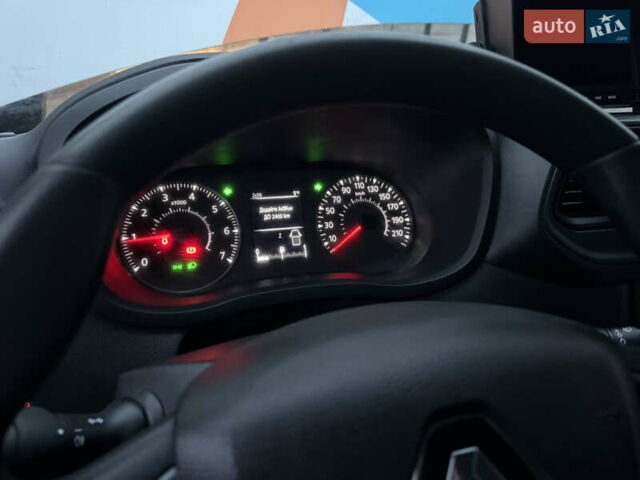 Белый Рено Мастер, объемом двигателя 2.3 л и пробегом 165 тыс. км за 26900 $, фото 48 на Automoto.ua