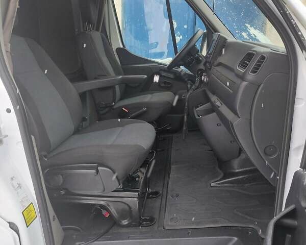 Білий Рено Мастєр, об'ємом двигуна 2.3 л та пробігом 400 тис. км за 22500 $, фото 10 на Automoto.ua