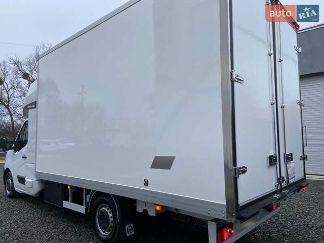 Белый Рено Мастер, объемом двигателя 2.3 л и пробегом 327 тыс. км за 22899 $, фото 7 на Automoto.ua