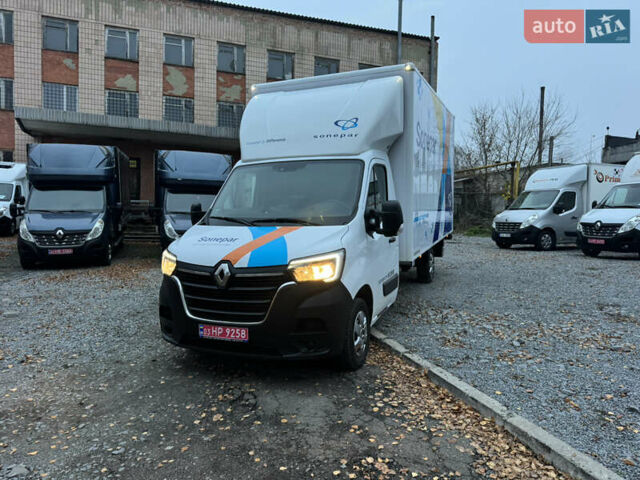 Белый Рено Мастер, объемом двигателя 2.3 л и пробегом 165 тыс. км за 26900 $, фото 1 на Automoto.ua