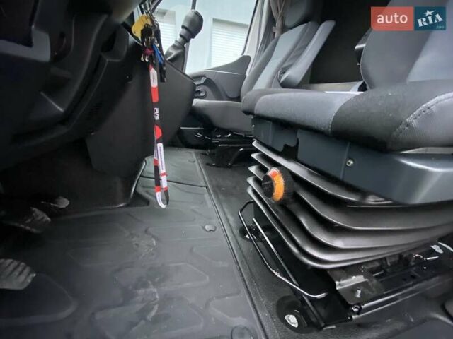 Белый Рено Мастер, объемом двигателя 2.3 л и пробегом 327 тыс. км за 22899 $, фото 26 на Automoto.ua