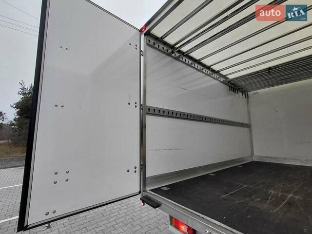 Белый Рено Мастер, объемом двигателя 2.3 л и пробегом 300 тыс. км за 22499 $, фото 22 на Automoto.ua