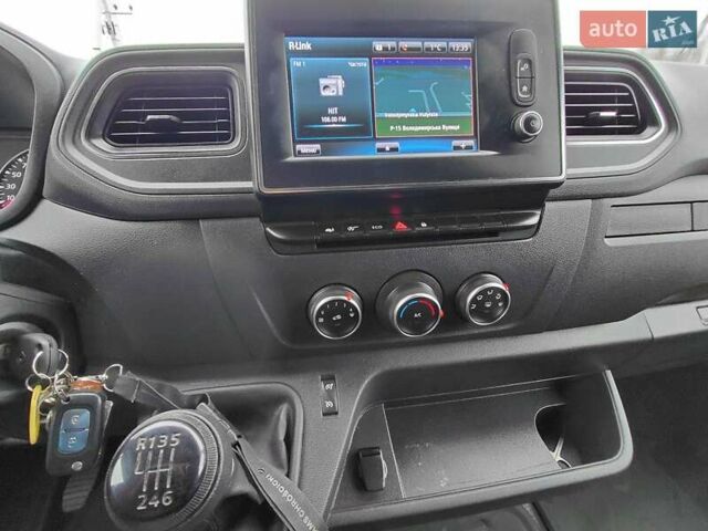 Белый Рено Мастер, объемом двигателя 2.3 л и пробегом 300 тыс. км за 22499 $, фото 53 на Automoto.ua