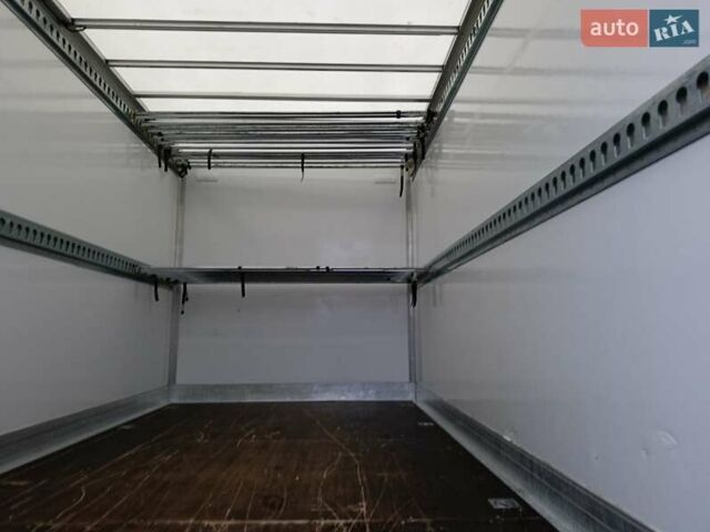 Белый Рено Мастер, объемом двигателя 2.3 л и пробегом 293 тыс. км за 21999 $, фото 11 на Automoto.ua