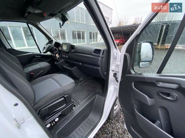 Белый Рено Мастер, объемом двигателя 2.3 л и пробегом 288 тыс. км за 22999 $, фото 38 на Automoto.ua