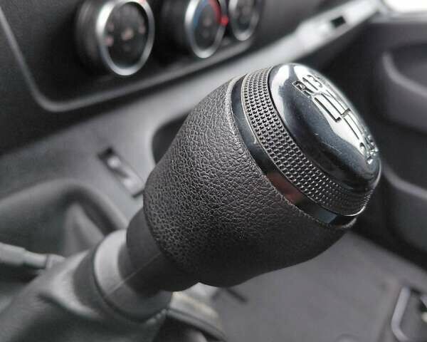 Білий Рено Мастєр, об'ємом двигуна 2.3 л та пробігом 402 тис. км за 21499 $, фото 74 на Automoto.ua