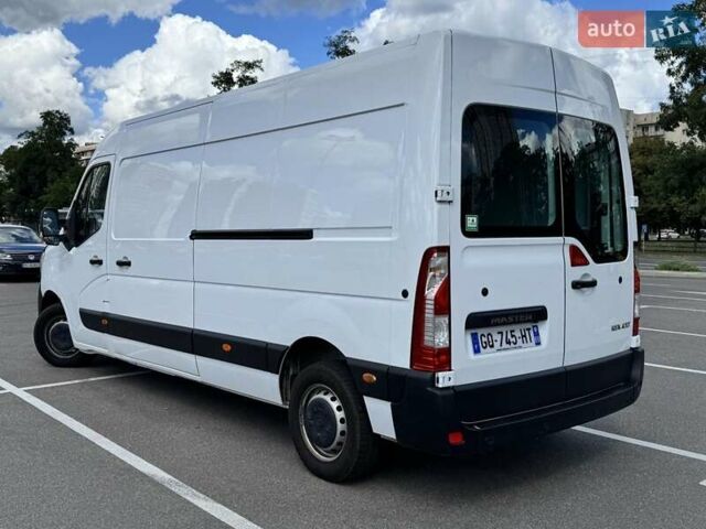 Белый Рено Мастер, объемом двигателя 2.3 л и пробегом 105 тыс. км за 23500 $, фото 30 на Automoto.ua