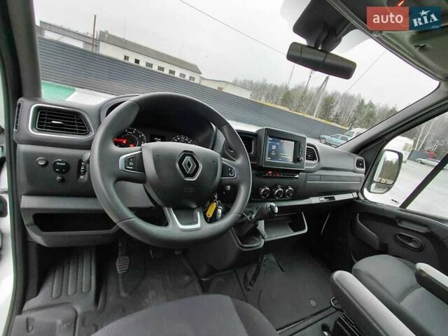 Белый Рено Мастер, объемом двигателя 2.3 л и пробегом 300 тыс. км за 22499 $, фото 41 на Automoto.ua