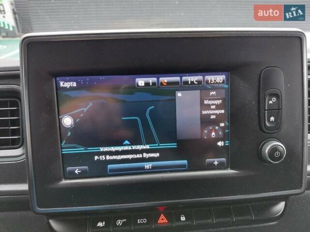 Белый Рено Мастер, объемом двигателя 2.3 л и пробегом 300 тыс. км за 22499 $, фото 55 на Automoto.ua