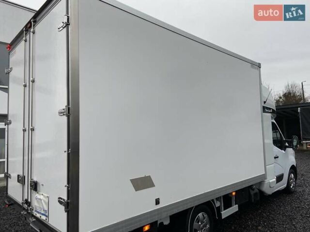 Белый Рено Мастер, объемом двигателя 2.3 л и пробегом 288 тыс. км за 22999 $, фото 6 на Automoto.ua