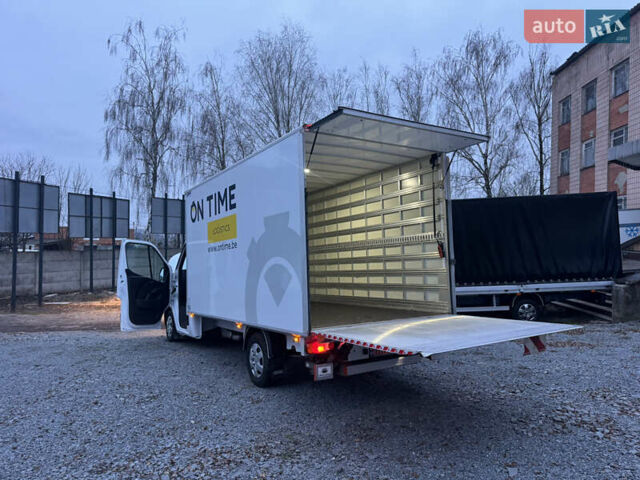 Белый Рено Мастер, объемом двигателя 2.3 л и пробегом 132 тыс. км за 28900 $, фото 24 на Automoto.ua