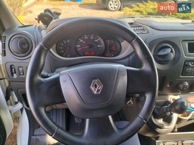 Белый Рено Мастер, объемом двигателя 2.3 л и пробегом 160 тыс. км за 16400 $, фото 9 на Automoto.ua