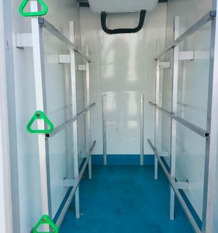 Белый Рено Мастер, объемом двигателя 2.3 л и пробегом 160 тыс. км за 16400 $, фото 7 на Automoto.ua